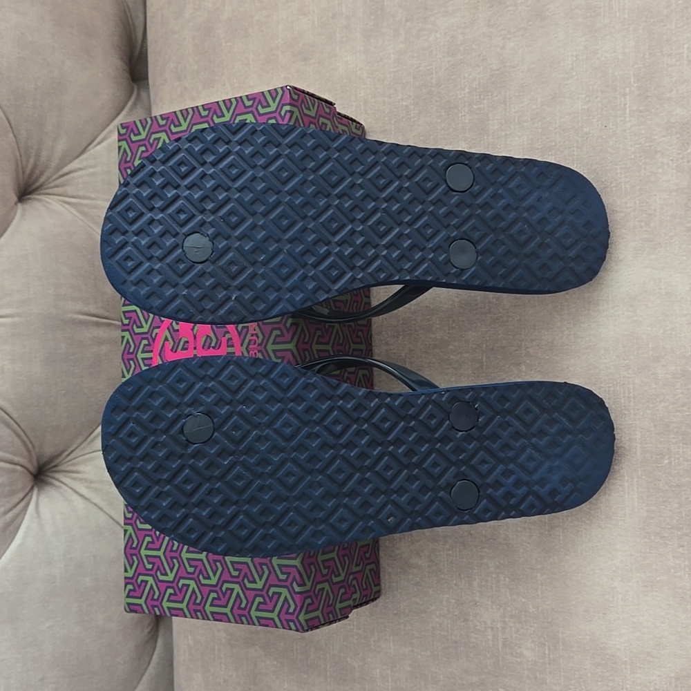 Tory Burch flip flop, navy/tea rose, size 5 - Picture 4 of 6
